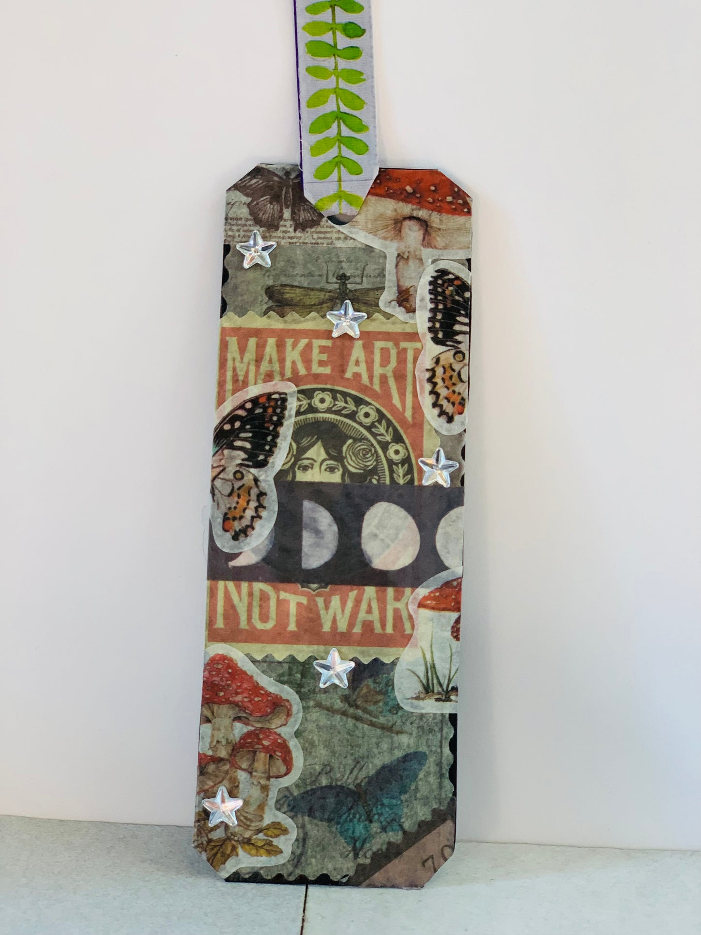 Make Art Bookmark